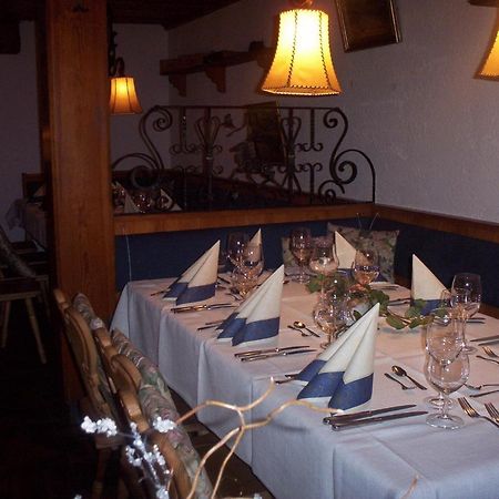 Berghotel Sutten Rotta エクステリア 写真