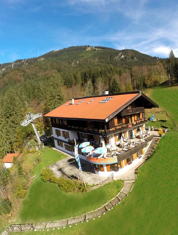 Berghotel Sutten Rotta エクステリア 写真